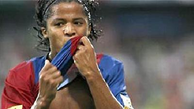 Ντος Σάντος: «Να παίξω στην Μπαρτσελόνα»