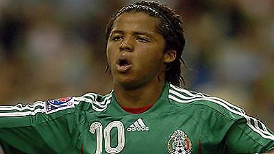 Ντος Σάντος: «Όλοι είναι φανταστικοί στην Μπαρτσελόνα»