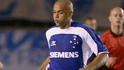 Πήρε Ντος Σάντος η Λιόν