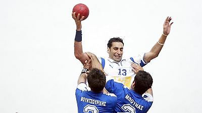 Πρώτο βήμα για Δούκα, Φίλιππο