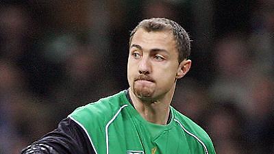 «Φευγάτος» ο Ντούντεκ