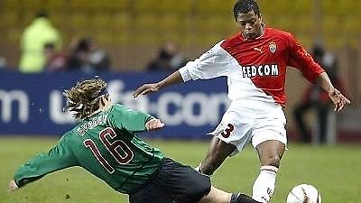 «Φλερτ» Εβρά και Μάντσεστερ