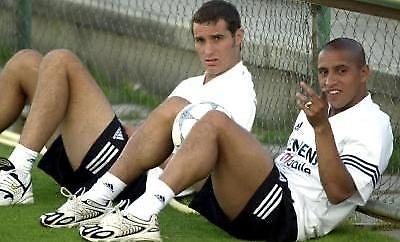 Μέλι για Λουξεμπούργκο από Ελγκέρα και Ρ.Κάρλος