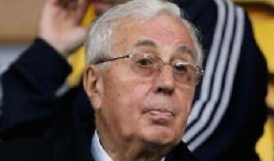 Παίκτες εναντίον προέδρου στην Άστον Βίλα