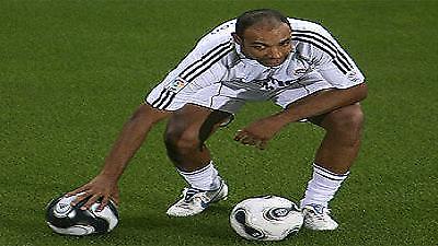 Στην Μίλαν ο Έμερσον