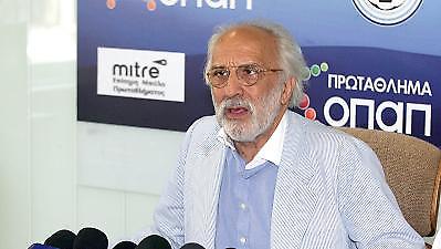Απών ο Λυκουρέζος