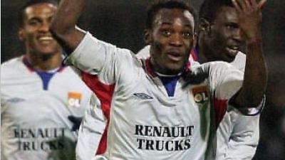 Τραβά το σχοινί ο Εσιέν