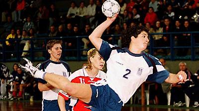 Υπέκυψε και στη Λιθουανία…