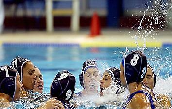 Πόλο: Στις πισίνες τα κορίτσια