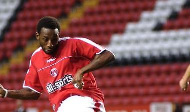 Θέλει να φύγει ο Γιούελ