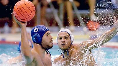 «Ναυμαχία» στον Πειραιά