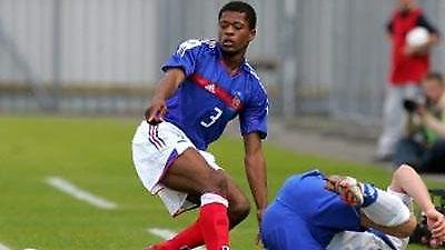 «Τσεκάρει» Εβρά η Μαν.Γιουνάιτεντ