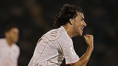 Φαν Νίστελροι: «Εξαιρετικός επαγγελματίας ο Ραούλ»