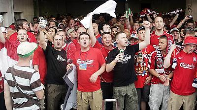 Η UEFA κατηγορεί τους Άγγλους και οι Άγγλοι την Ελλάδα