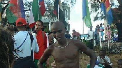 Εκτός ο Φάραχ