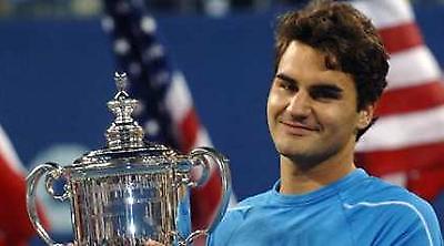 Γράφει ιστορία ο Φέντερερ