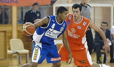 Α1: Κλείνει Φέλτον η ΑΕΚ