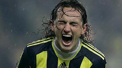 Superligi: Ένα ντέρμπι μισή χρονιά