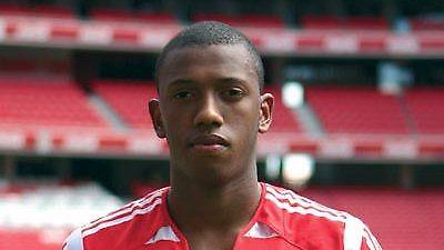 Δανεικός στην Έβερτον ο Φερναντέζ