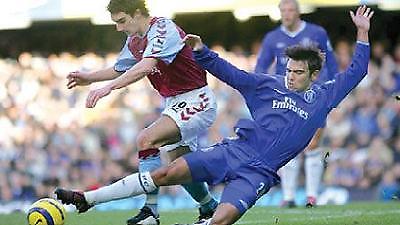 Αγωνία στην Τσέλσι για τον Φερέιρα