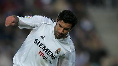 Εκτός λίστας της Ίντερ ο Φίγκο