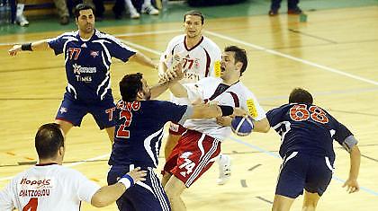 Νίκες για Φίλιππο, ΑΕΚ