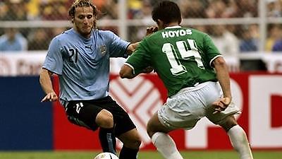 Νίκη με άγχος για Ουρουγουάη