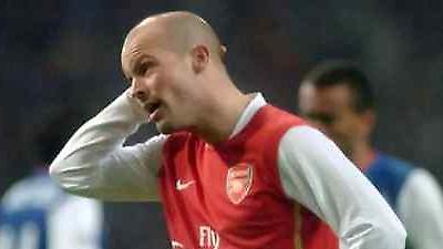 Βενγκέρ: «Δεν πάει πουθενά ο Λιούνγκμπεργκ»