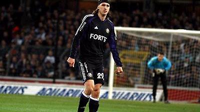 «Τεσσάρα» η Άντερλεχτ