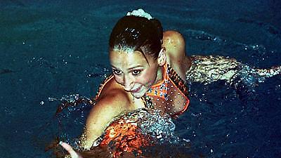 Αποχωρεί μια «γοργόνα»