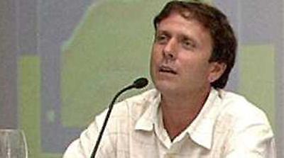 Διαψεύδει και ο γιατρός