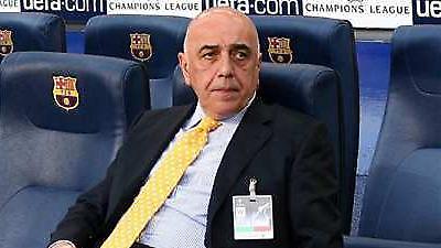 Γκαλιάνι: «Θέλουμε επιθετικό και αμυντικό»