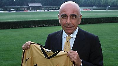 Γκαλιάνι: «Δεν συζητάμε για Ροναλντίνιο»