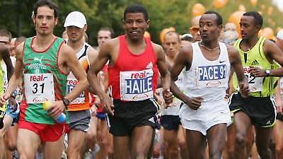 Παγκόσμιο ρεκόρ στον μαραθώνιο από Γκεμπρεσελασιέ!