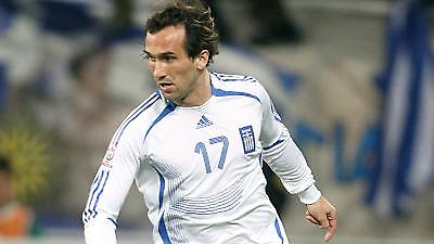 Απάντηση στο γήπεδο