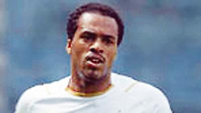 «Σφήνα» Σαραγόσα για Ζελάο