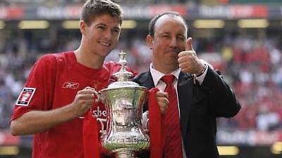 Τζέραρντ: «Ο Μπενίτεθ καλύτερος στο κόσμο»