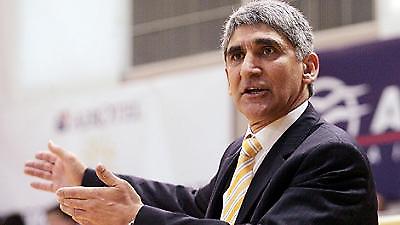 Γιαννάκης: «Δυνατός αντίπαλος ο Ολυμπιακός»