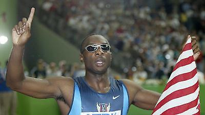 Ζητούν επιστροφή μεταλλίου