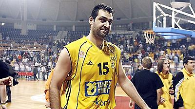 Θέλει Γιαννούλη ο Πανιώνιος