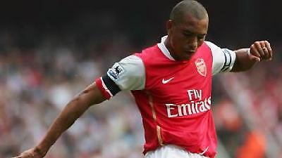 «Κρούση» για Ζιλμπέρτο Σίλβα