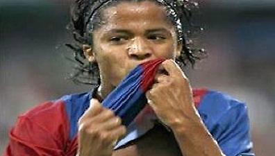 ΑΡΗΣ: Επιμένει για Ντος Σάντος