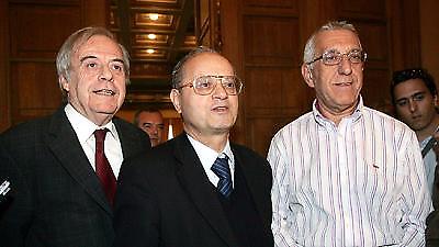 Ώρα υπογραφών