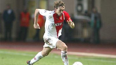 Ενδιαφέρον της «Γιούβε» για Ζιβέ