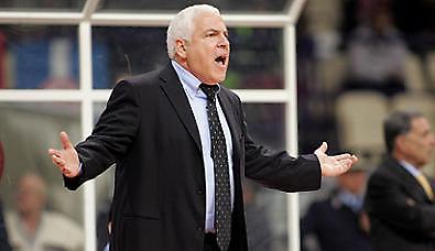 Με νέο «οδηγό» προς την κορυφή...