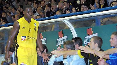 Α1: «Χαλάει» του Ντίξον