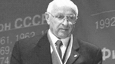 'Έσβησε' ο Αλεξάντερ Γκομέλσκι