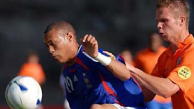 Όχι της Καέν σε Παρί για Γκουφράν