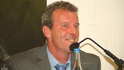 Ο Γκρέιαμ Ριξ ανέλαβε τη Χαρτς