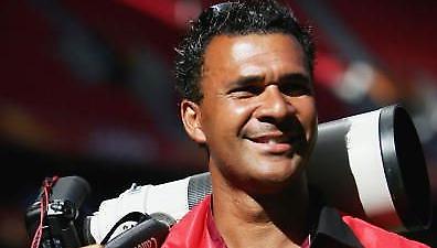 Γκούλιτ: «Περίεργη η απόφαση του Τεν Κάτε…»